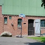 Apartment Junge 1